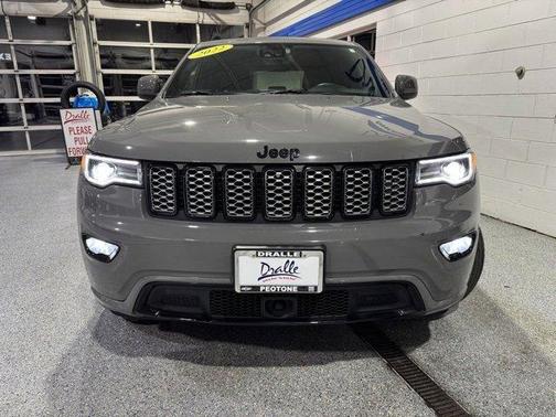 2022 Jeep Grand Cherokee WK Laredo