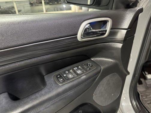 2022 Jeep Grand Cherokee WK Laredo