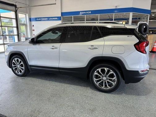 2020 GMC Terrain SLT