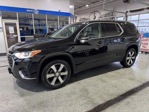 2021 Chevrolet Traverse LT Leather
