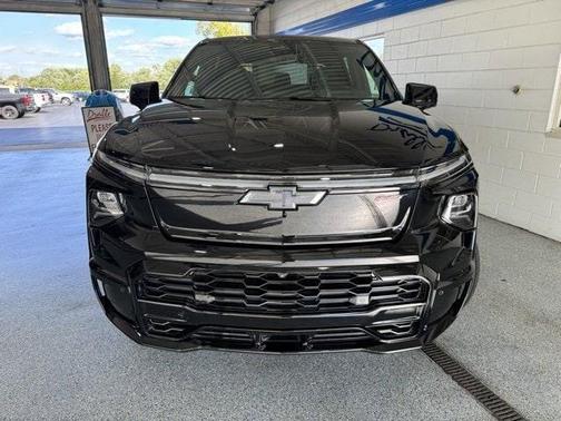 2024 Chevrolet Silverado EV RST