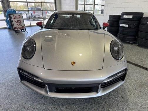 2024 Porsche 911 Turbo