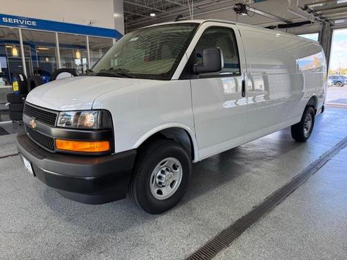 2025 Chevrolet Express 2500 Work Van