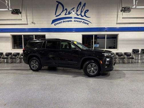 2024 Chevrolet Traverse LT