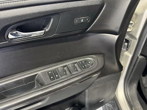 2017 Chevrolet Traverse Premier
