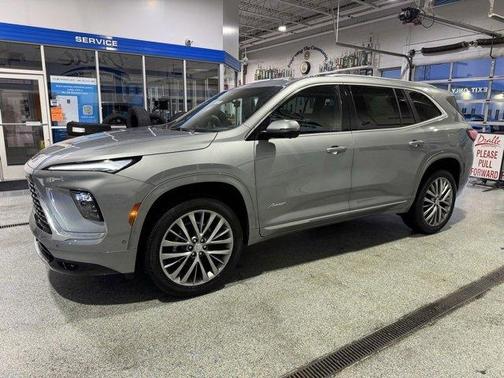 2025 Buick Enclave Avenir