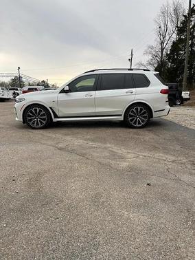 2021 BMW X7 M50i