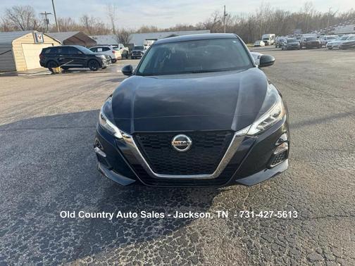 2022 Nissan Altima SR FWD