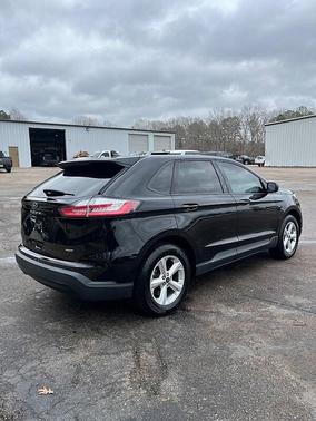 2023 Ford Edge SE