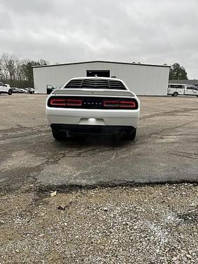 2015 Dodge Challenger SXT Plus