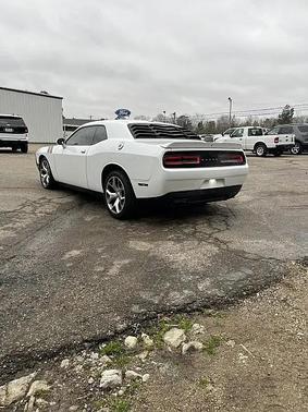 2015 Dodge Challenger SXT Plus
