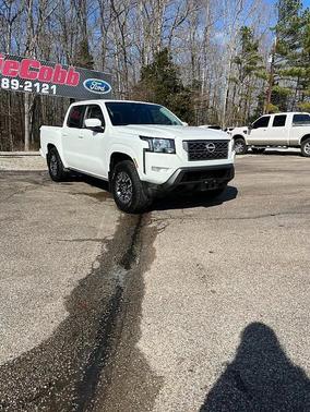 2023 Nissan Frontier SV