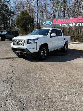 2023 Nissan Frontier SV