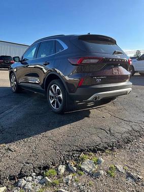 2023 Ford Escape Platinum