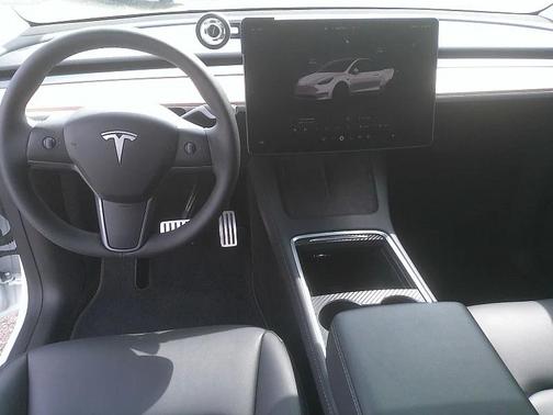 2024 Tesla Model Y Performance Dual Motor All-Wheel Drive