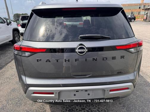 Gray 2022 Nissan Pathfinder SL 2WD