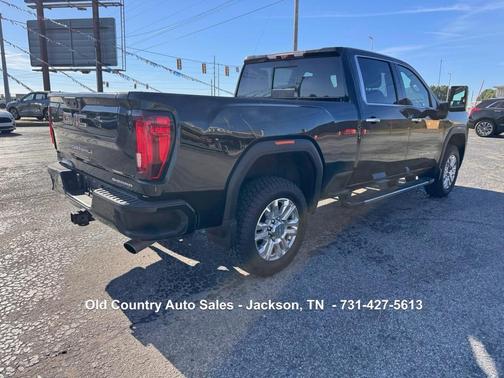 Black 2022 GMC Sierra 2500 Denali