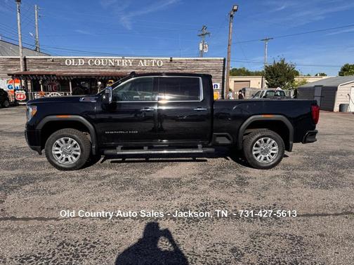 Black 2022 GMC Sierra 2500 Denali