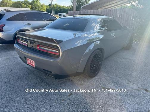 Gray 2017 Dodge Challenger SRT Hellcat