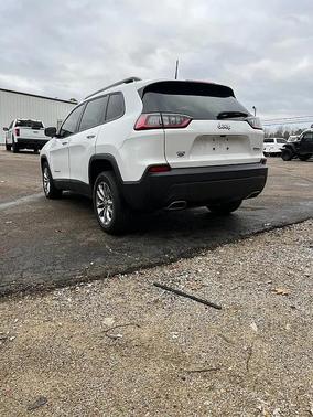 2022 Jeep Cherokee Latitude Lux