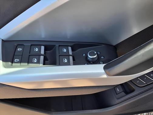 2023 Audi Q3 45 S line Premium