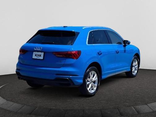 2023 Audi Q3 45 S line Premium