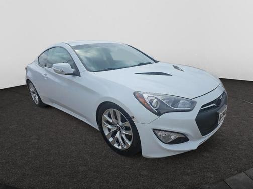 2016 Hyundai Genesis Coupe 3.8 Base