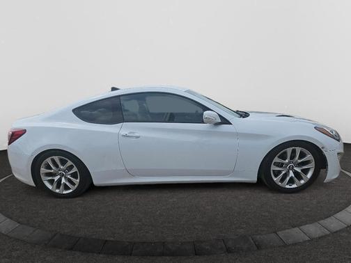 2016 Hyundai Genesis Coupe 3.8 Base