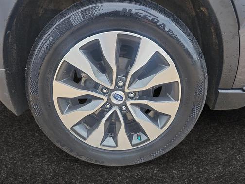 2023 Subaru Outback Touring