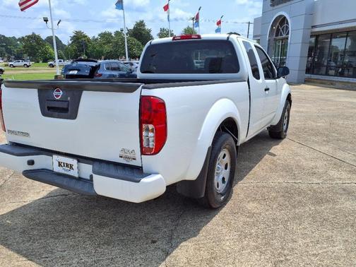 2021 Nissan Frontier S