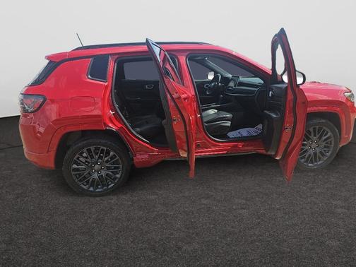 2022 Jeep Compass (RED) Edition