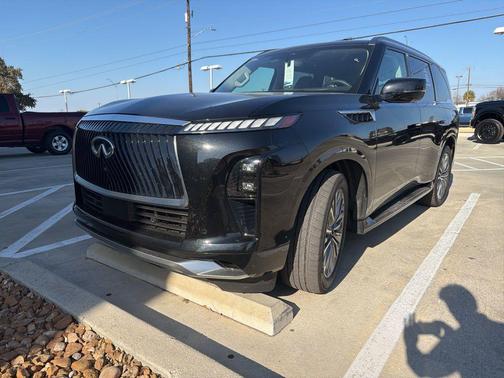 2025 INFINITI QX80 SENSORY AWD