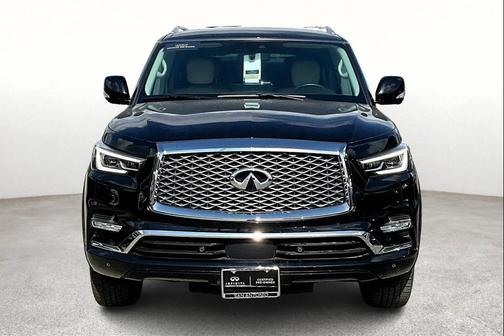 2022 INFINITI QX80 Luxe