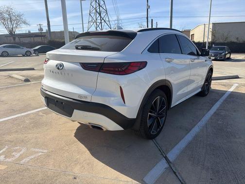 2025 INFINITI QX55 ESSENTIAL