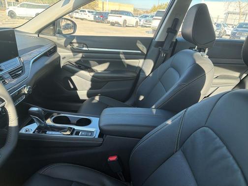 2025 Nissan Altima 2.5 SL