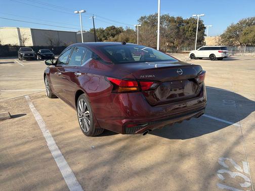 2025 Nissan Altima 2.5 SL