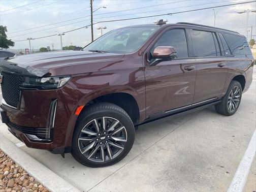 2023 Cadillac Escalade ESV Sport