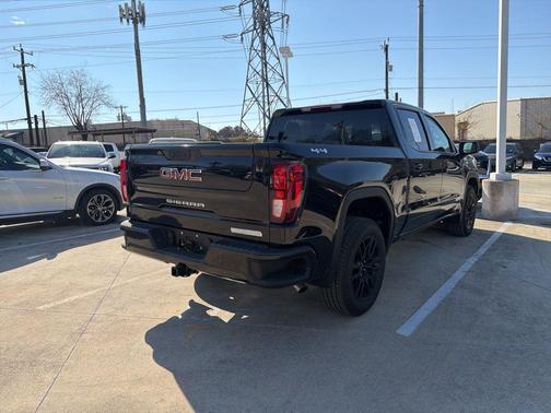 2025 GMC Sierra 1500 Elevation