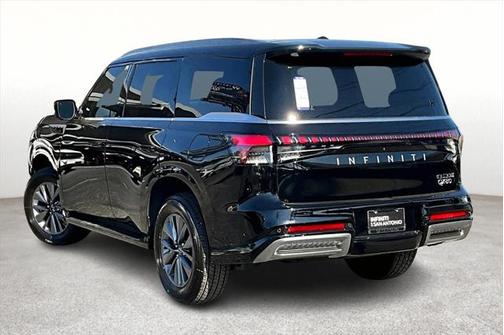 2025 INFINITI QX80 PURE