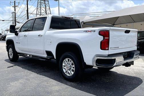 Summit White 2025 Chevrolet Silverado 2500 LTZ