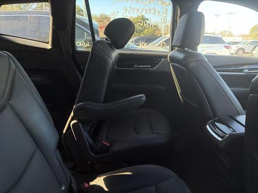 2025 Cadillac XT6 Premium Luxury FWD