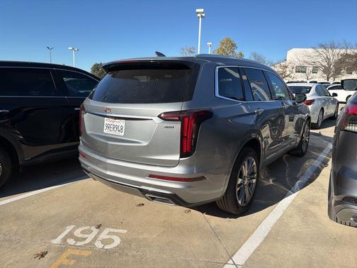 2025 Cadillac XT6 Premium Luxury FWD