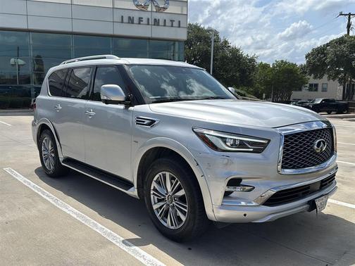 2019 INFINITI QX80 Luxe