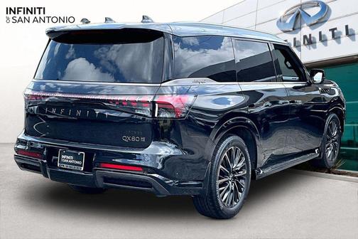 Mineral Black/Graphite Shadow 2026 INFINITI QX80 AUTOGRAPH AWD
