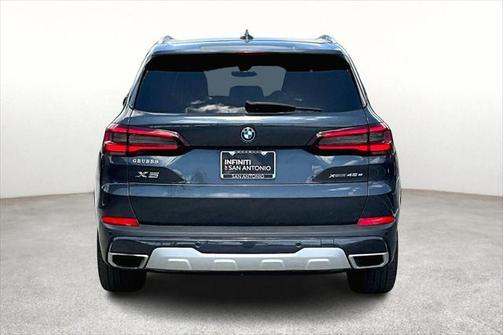 2022 BMW X5 PHEV xDrive45e
