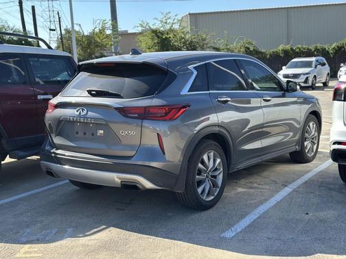 2022 INFINITI QX50 PURE