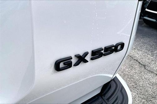 White Pearl 2025 Lexus GX 550 Premium+