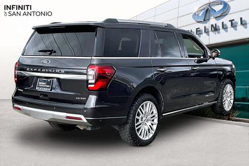 Dark Matter Gray Metallic 2024 Ford Expedition Platinum