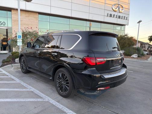 2023 INFINITI QX80 PREMIUM SELECT