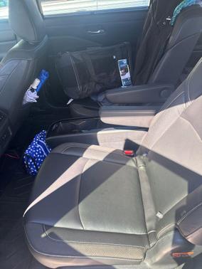 2023 Nissan Pathfinder SL FWD